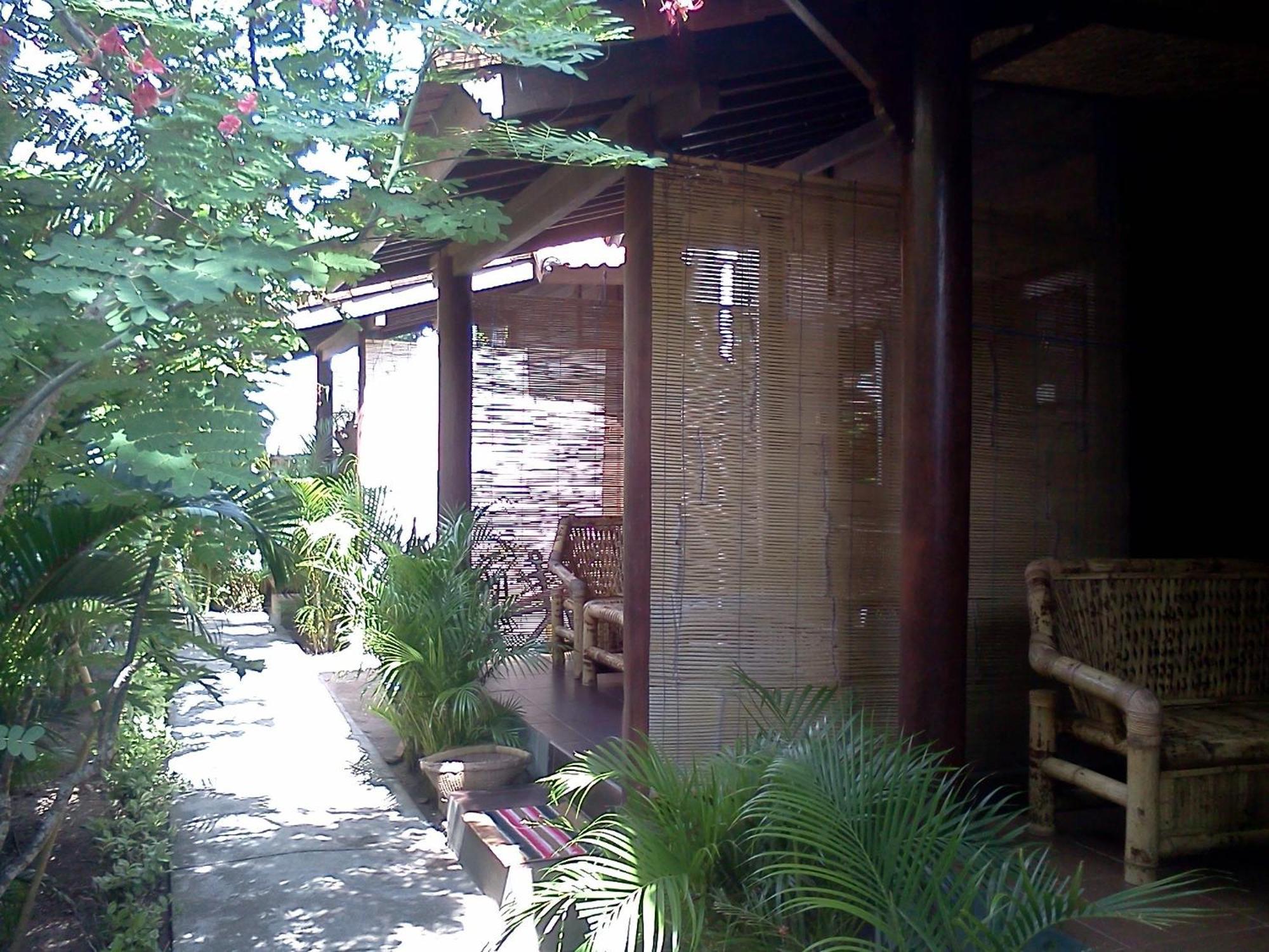 Alexyane Paradise Bungalow Quần đảo Gili Ngoại thất bức ảnh